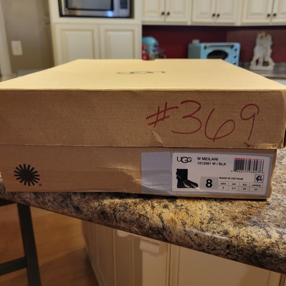 Ugg Meilani Suede Double Bow Sheepskin Sherpa Black Boots S/N 1012981 #369 - Picture 15 of 15
